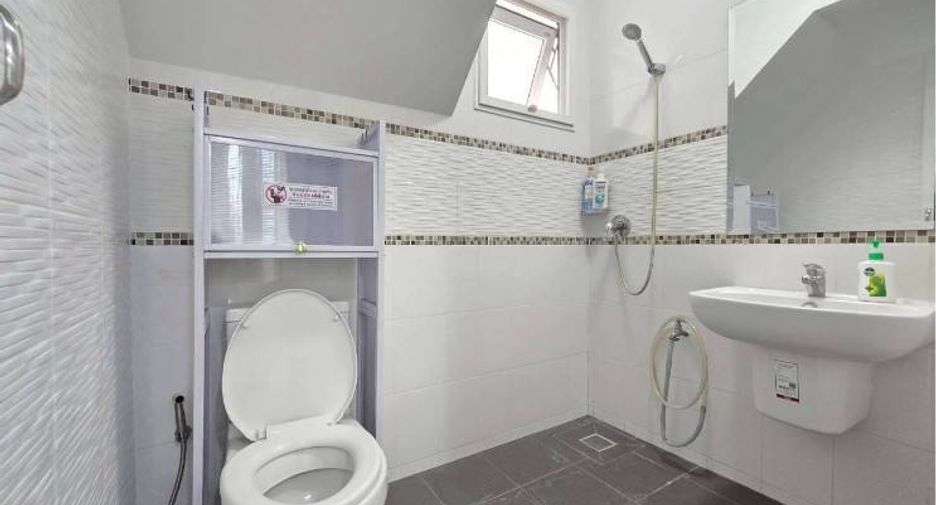 For rent 3 bedrooms house in Mueang Phuket, Phuket