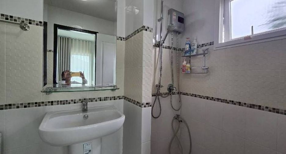 For rent 3 bedrooms house in Mueang Phuket, Phuket