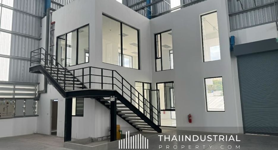 Almacén en alquiler en Si Racha, Chonburi