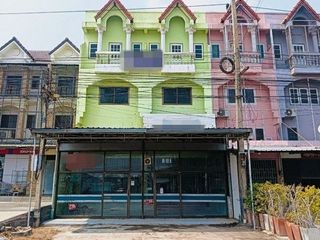 出售 1 卧室 商业空间 在 Khok Samrong, Lop Buri