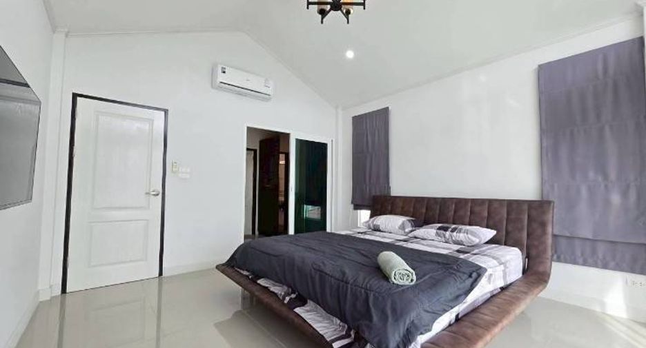 For rent 3 bedrooms house in Mueang Phuket, Phuket