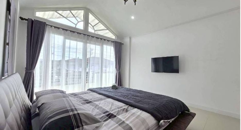 For rent 3 bedrooms house in Mueang Phuket, Phuket
