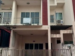 Casa adosada en venta de 2 habitaciones en Hat Yai, Songkhla