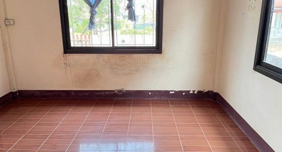 For sale 1 bed house in Mueang Amnat Charoen, Amnat Charoen