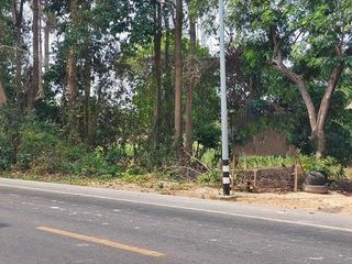 Terreno en venta en At Samat, Roi Et