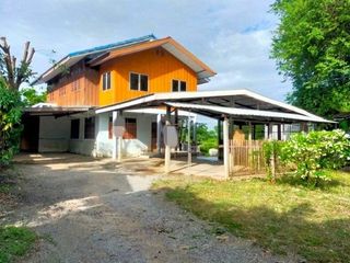 Продажа 1 кровать дом в Khok Samrong, Lopburi