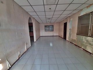 Продажа 1 кровать дом в Khok Samrong, Lopburi
