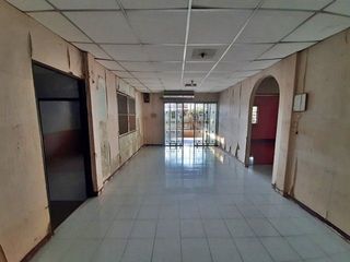 Продажа 1 кровать дом в Khok Samrong, Lopburi