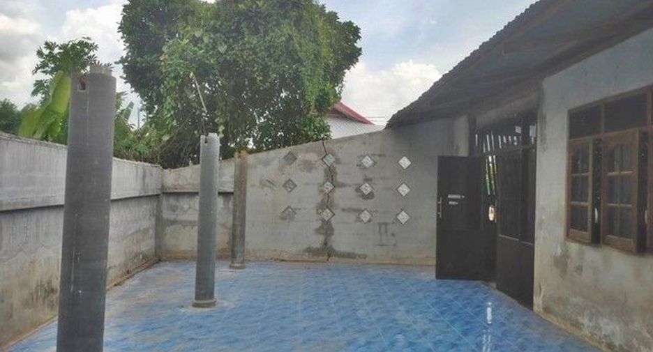 Haus zum Kauf mit 1 Zimmer in At Samat, Roi Et