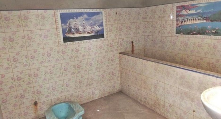 Haus zum Kauf mit 1 Zimmer in At Samat, Roi Et