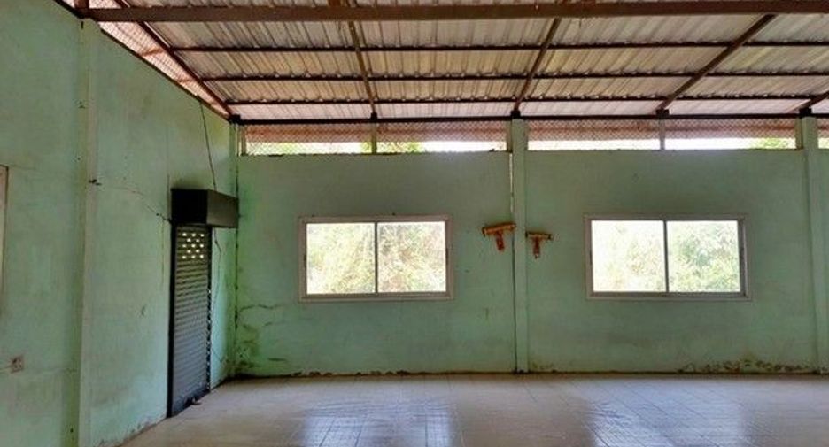 Casa en venta de 1 habitaciones en At Samat, Roi Et
