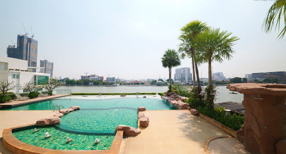For sale 3 bedrooms condo in Dusit, Bangkok