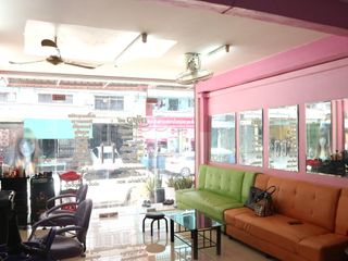 For sale 3 bedrooms retail Space in Bang Khun Thian, Bangkok