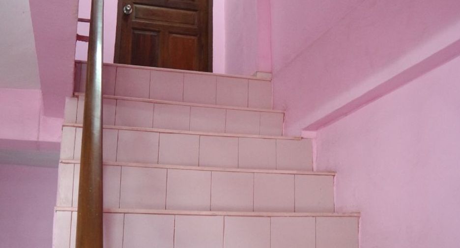 For sale 3 bedrooms retail Space in Bang Khun Thian, Bangkok