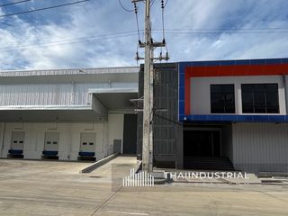 À louer entrepôt à Si Racha, Chonburi