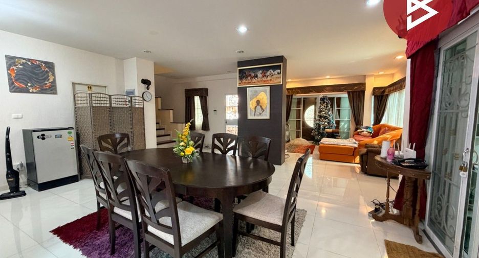 Продажа 3 спальни дом в Mueang Chon Buri, Чонбури