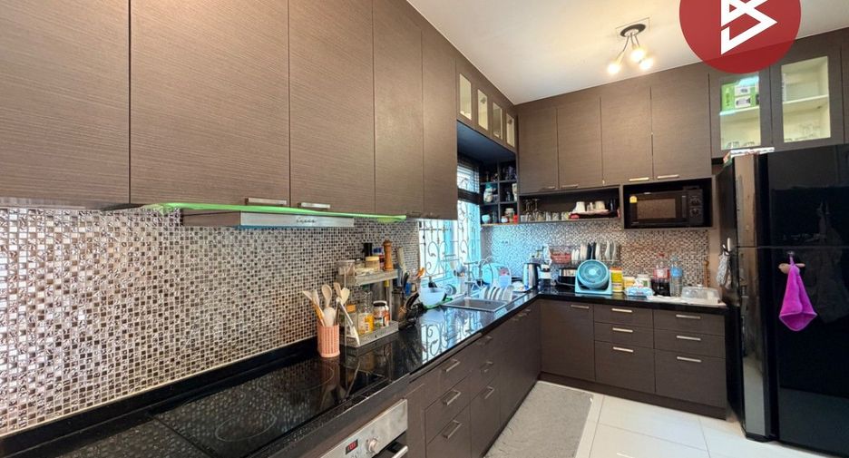 Продажа 3 спальни дом в Mueang Chon Buri, Чонбури