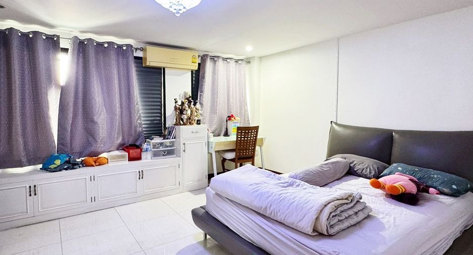 Local comercial en venta de 5 habitaciones en Mueang Samut Sakhon, Samut Sakhon