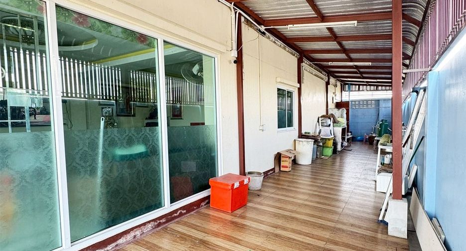 Local comercial en venta de 5 habitaciones en Mueang Samut Sakhon, Samut Sakhon