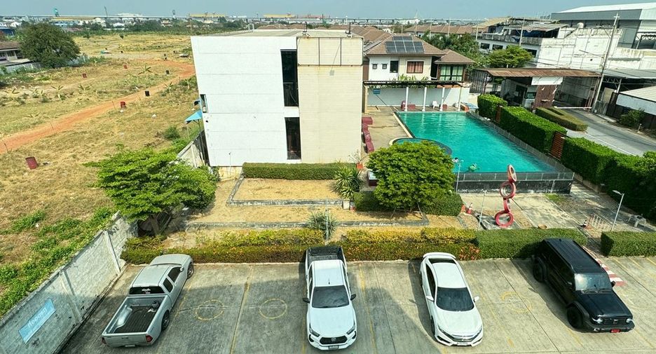 Local comercial en venta de 5 habitaciones en Mueang Samut Sakhon, Samut Sakhon