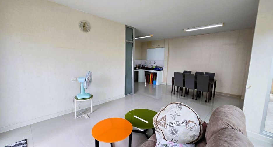 Haus zum Kauf mit 3 Zimmer in Sam Phran, Nakhon Pathom