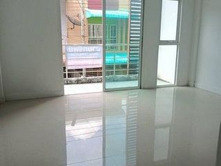 Casa adosada en venta de 2 habitaciones en Hat Yai, Songkhla