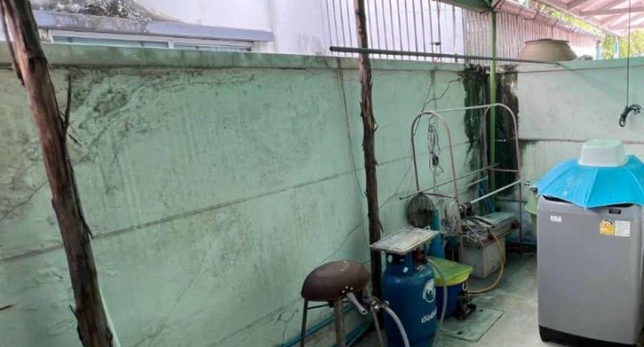 For sale 3 bedrooms townhouse in Bang Phli, Samut Prakan