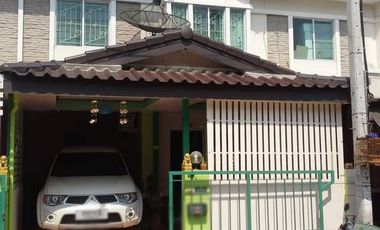 出售 3 卧室 联排别墅 在 Bang Kruai, Nonthaburi