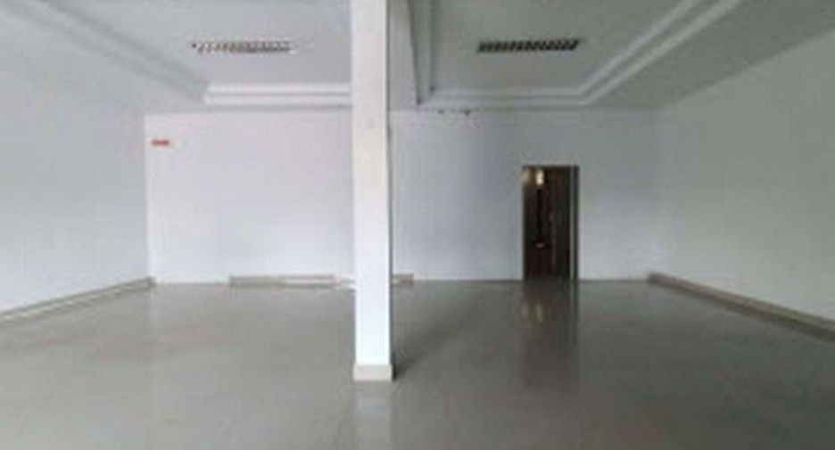 For sale 1 bed retail Space in Khuan Kalong, Satun