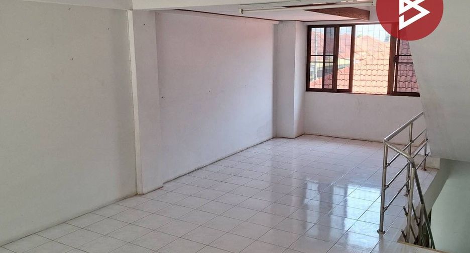 Gewerbefläche zum Kauf mit 1 Zimmer in Mueang Phitsanulok, Phitsanulok