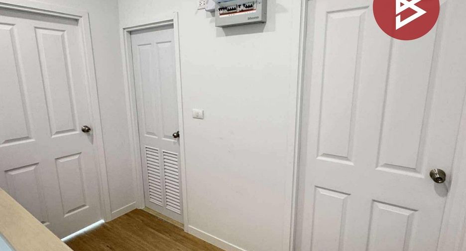 For sale 3 bedrooms townhouse in Mueang Chachoengsao, Chachoengsao