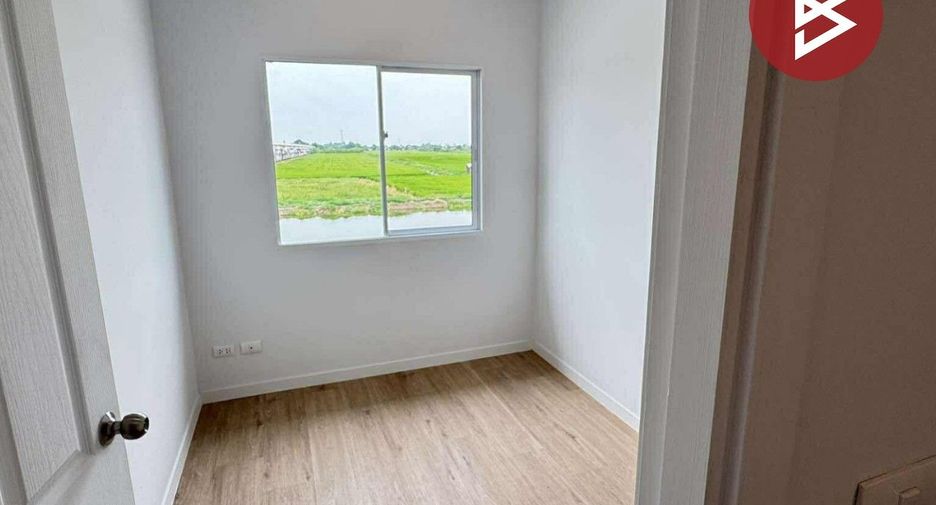 For sale 3 bedrooms townhouse in Mueang Chachoengsao, Chachoengsao