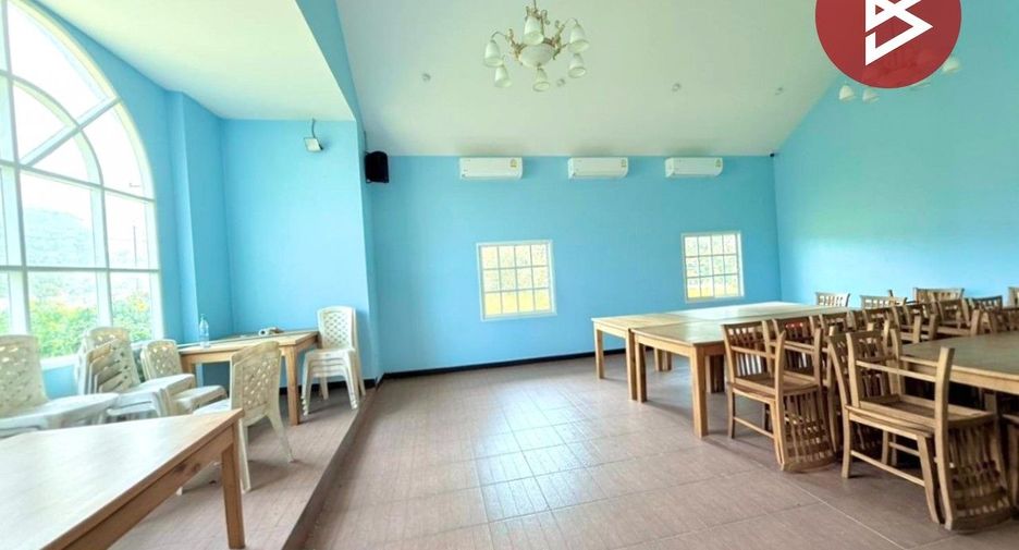 Terreno en venta en Pong Nam Ron, Chanthaburi