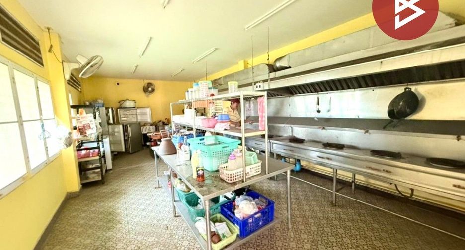 Terreno en venta en Pong Nam Ron, Chanthaburi