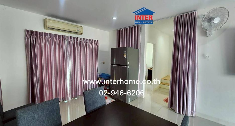 Casa en venta de 3 habitaciones en Phra Samut Chedi, Samut Prakan