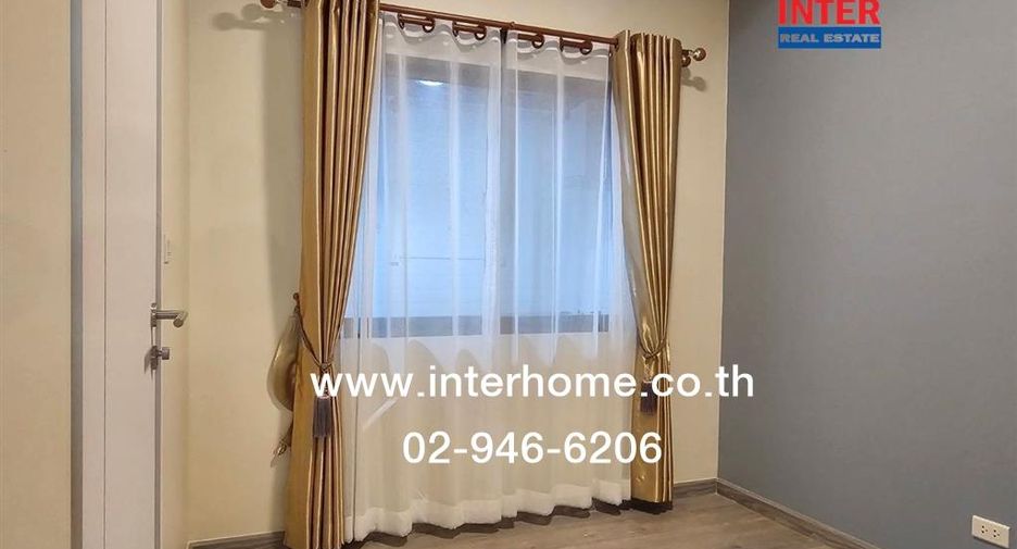 For sale 2 bedrooms townhouse in Bang Phli, Samut Prakan