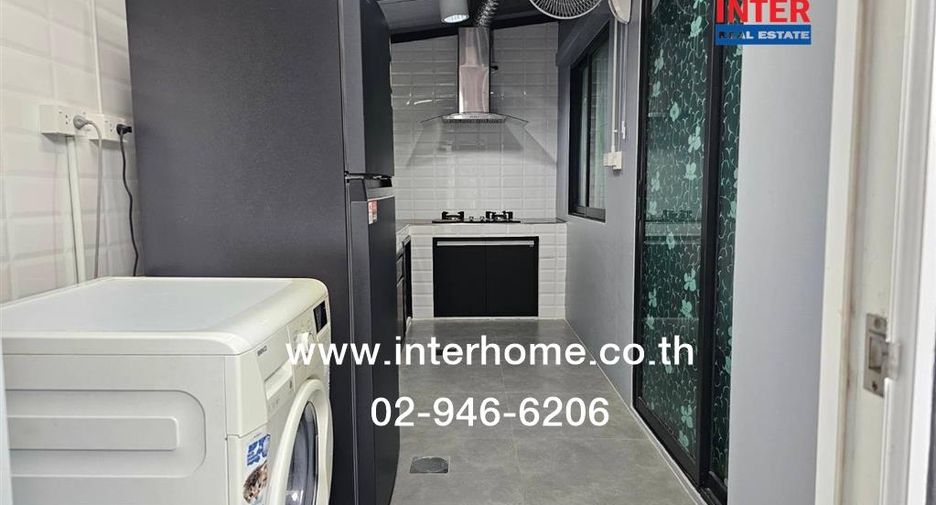 For sale 2 bedrooms townhouse in Bang Phli, Samut Prakan
