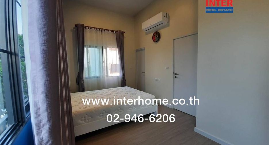 For sale 2 bedrooms townhouse in Bang Phli, Samut Prakan