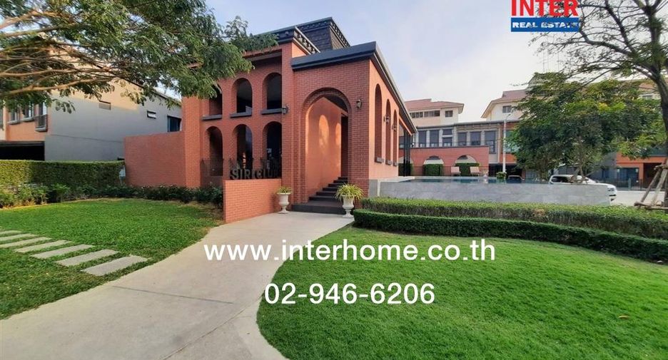 For sale 2 bedrooms townhouse in Bang Phli, Samut Prakan