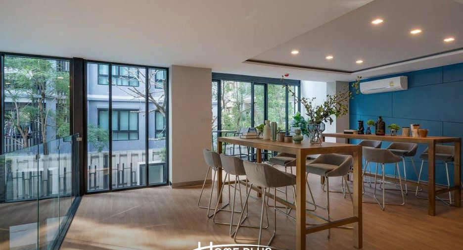 For sale 1 bed condo in Mueang Samut Prakan, Samut Prakan