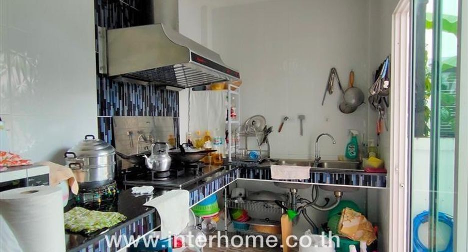 出售 3 卧室 独立屋 在 Bang Sao Thong, Samut Prakan