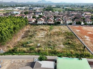 À louer et à vendre terrain à Mueang Chon Buri, Chonburi
