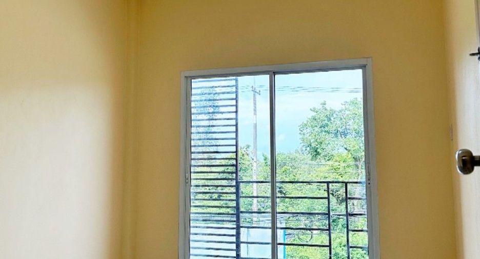 For sale 3 ベッドルーム retail Space in Klaeng, Rayong
