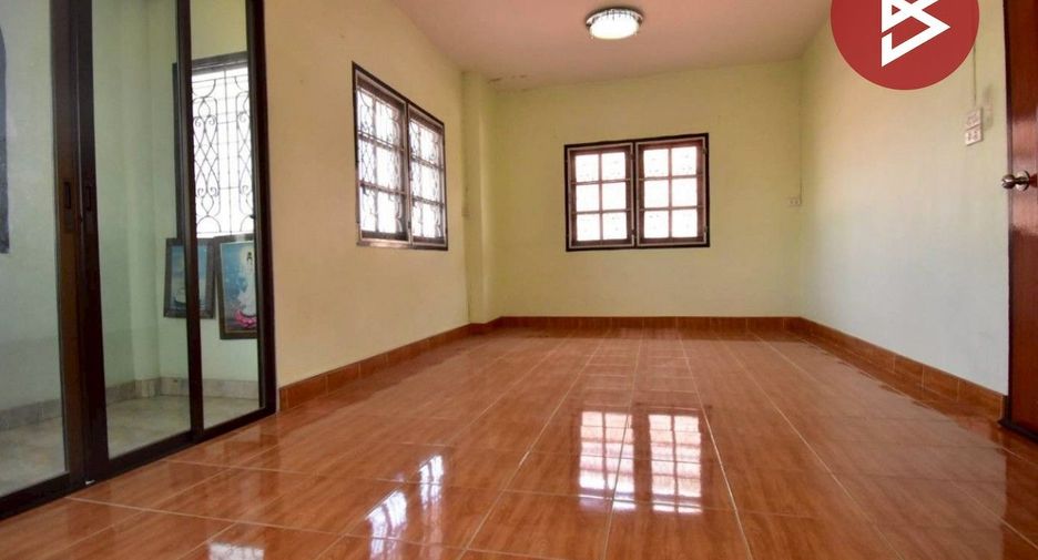For sale 3 bedrooms house in Don Mueang, Bangkok