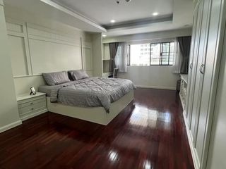 Apartamento en alquiler de 2 habitaciones en Watthana, Bangkok