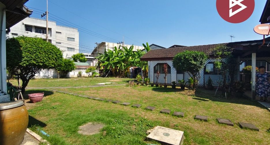 À vendre 9 chambres maison à Sam Phran, Nakhon Pathom