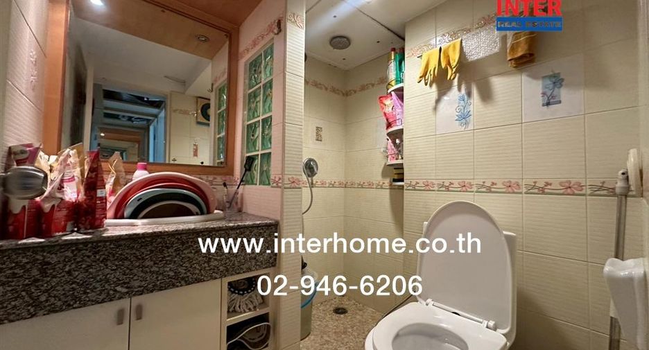 Condo en venta de 2 habitaciones en Bang Na, Bangkok