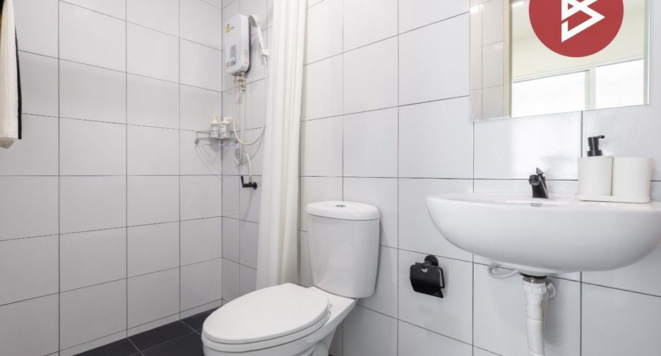 For sale 2 bedrooms condo in Khlong Luang, Pathum Thani
