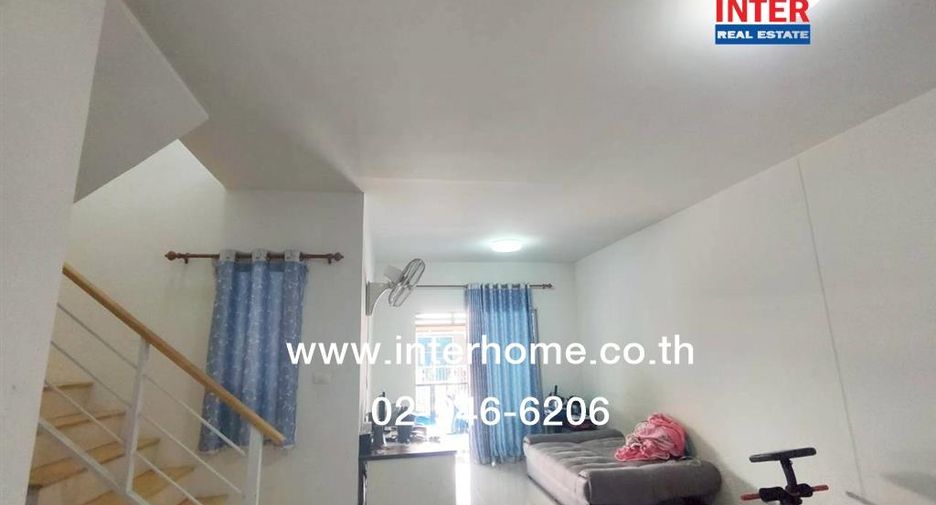 For sale 3 bedrooms townhouse in Mueang Pathum Thani, Pathum Thani