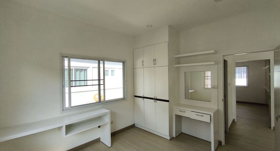 For sale 3 bedrooms house in San Sai, Chiang Mai